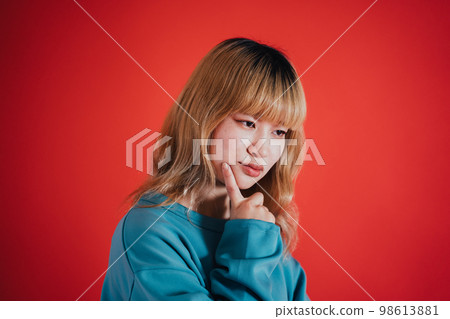 一個思想的女人 98613881