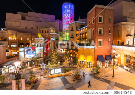《神奈川縣》川崎站前鬧市夜景La Cittadella 《神奈川縣》川崎站前鬧市夜景La Cittadella 98614548