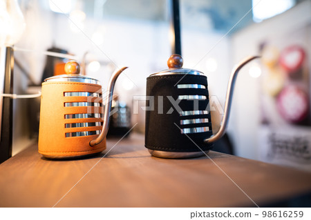 Teapot for brewing coffee for the barista Teapot for brewing coffee for the barista 98616259