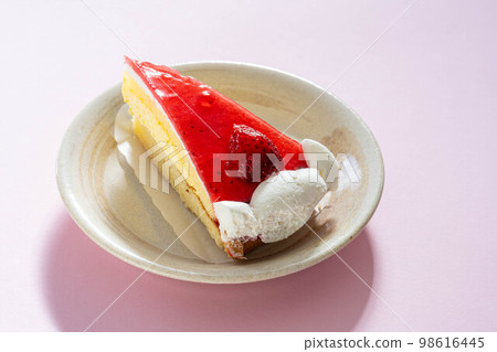 [Dessert material] Strawberry tart cake [Food material] 98616445
