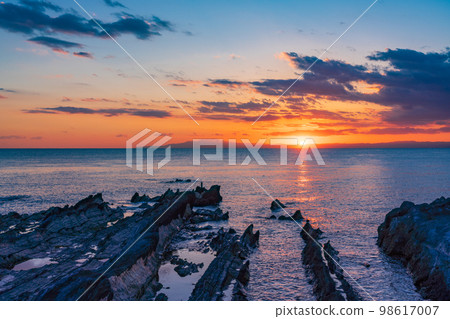 (Kanagawa Prefecture) Arasaki Beach Sunset (Kanagawa Prefecture) Arasaki Beach Sunset 98617007