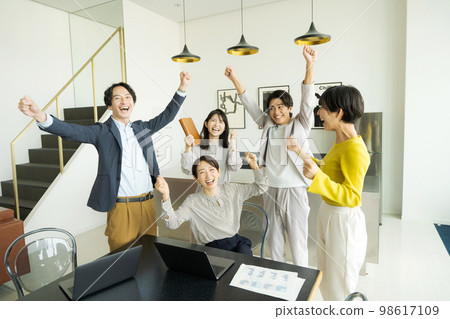 happy business people happy business people 98617109