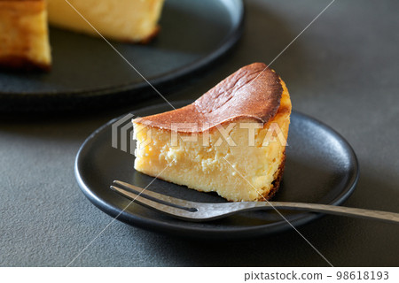 切巴斯克芝士蛋糕 98618193