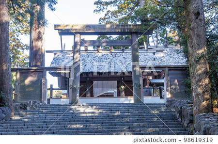 Ise Grand Shrine Naiku in snow Ise Grand Shrine Naiku in snow 98619319
