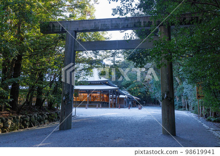 Ise Grand Shrine Naiku in snow Ise Grand Shrine Naiku in snow 98619941