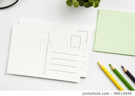 Different Office Supplies, Colored Stickers, Notebooks. Pens, Pencils, Rullers, Marckers. Different School Items. Important information. Accessories lying on desk. Different Office Supplies, Colored Stickers, Notebooks. Pens, Pencils, Rullers, Marckers. Different School Items. Important information. Accessories lying on desk. 98619946