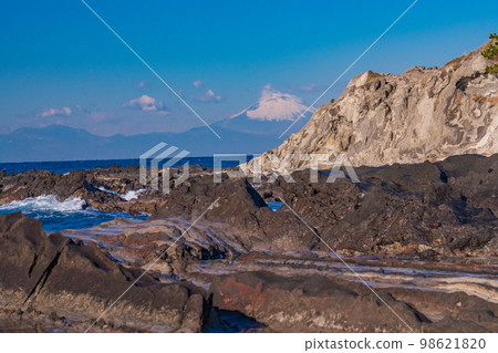 (神奈川縣)荒木海岸磯磯富士山 (神奈川縣)荒木海岸磯磯富士山 98621820