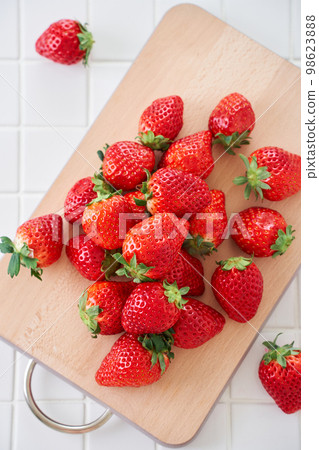 Strawberry - Tochiotome Strawberry - Tochiotome 98623888