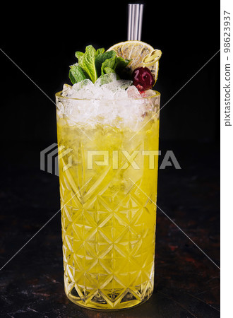 refreshing Mai Tai cocktail with white rum 98623937
