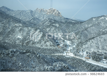 Shinhungsa Temple Shinhungsa Temple 98624683