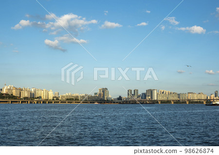 Han River, Seoul, Yongsan-gu, Wonhyo Bridge Han River, Seoul, Yongsan-gu, Wonhyo Bridge 98626874