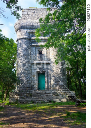 Bismarckturm monument in Sobotka, Poland 98627110