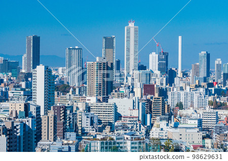 Tokyo cityscape/Ikebukuro area 98629631