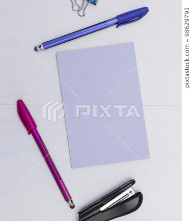 Different Office Supplies, Colored Stickers, Notebooks. Pens, Pencils, Rullers, Marckers. Different School Items. Important information. Accessories lying on desk. Different Office Supplies, Colored Stickers, Notebooks. Pens, Pencils, Rullers, Marckers. Different School Items. Important information. Accessories lying on desk. 98629791