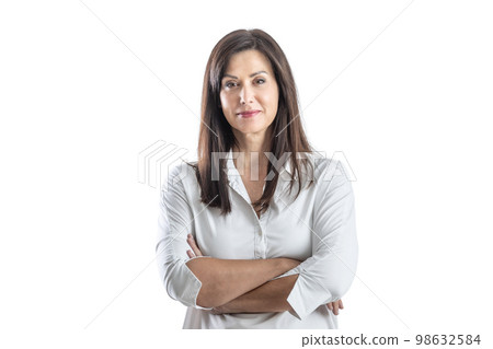 Portrait of confident businesswoman with crossed arms on isolated white background 98632584