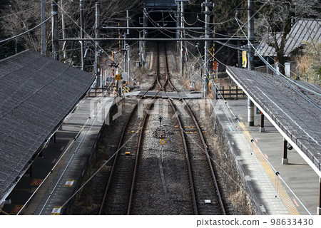 山間站台 98633430