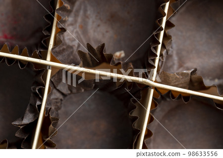 Empty box packaging for chocolates Empty box packaging for chocolates 98633556