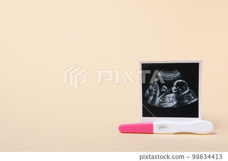 Concept of maternity, parenting and pregnancy, space for text 98634413