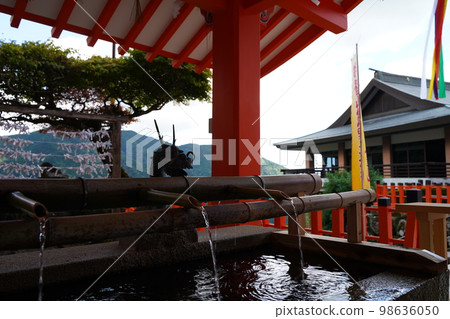 熊野古道、和歌山、熊野三山、熊野古道、熊野那智大社、那智、那智大社、朝聖之路、熊野朝聖之路、紀伊 熊野古道、和歌山、熊野三山、熊野古道、熊野那智大社、那智、那智大社、朝聖之路、熊野朝聖之路、紀伊 98636050