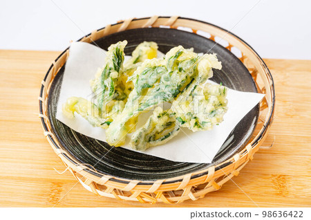 鱈魚芽春天天婦羅的味道 鱈魚芽春天天婦羅的味道 98636422