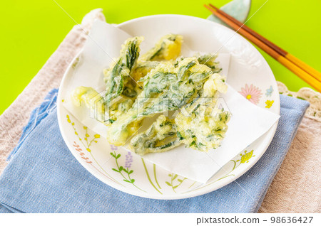 Tempura of Tara Bud Tempura of Tara Bud 98636427