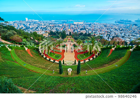 Baha'i Gardens, also the Terraces of the Baha'i Faith, the Hanging Gardens of Haifa Baha'i Gardens, also the Terraces of the Baha'i Faith, the Hanging Gardens of Haifa 98640246