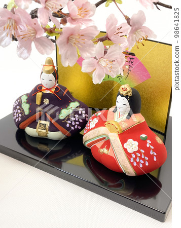 Hina dolls/Hinamatsuri 98641825