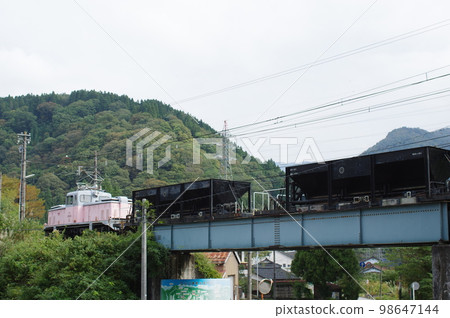 Toyama Chiho Railway near Arimineguchi Deki 12021 side Toyama Chiho Railway near Arimineguchi Deki 12021 side 98647144