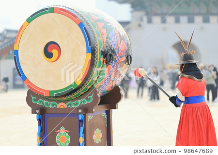 換崗儀式、冬季旅行 98647689