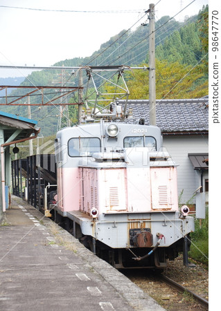 Toyama Chihou Railway Arimineguchi Station Construction Train Deki 12021 98647770