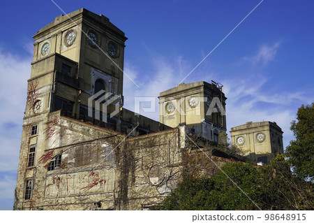 【根岸森林公園】根岸賽馬場頭等席(鮮味所)遺跡 【根岸森林公園】根岸賽馬場頭等席(鮮味所)遺跡 98648915