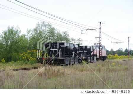 橫江建設列車附近的富山地方鐵道 98649126