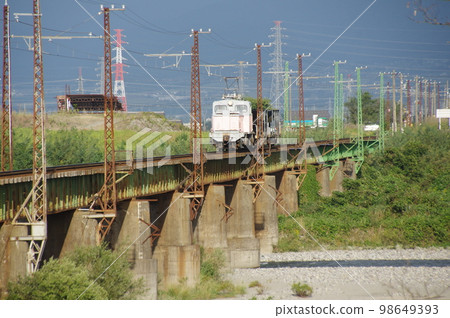 Toyama Chiho Railway Joganji River Iron Bridge Construction Train Deki 12021 Toyama Chiho Railway Joganji River Iron Bridge Construction Train Deki 12021 98649393