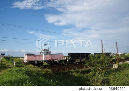 Toyama Chiho Railway Joganji River Iron Bridge Construction Train Deki 12021 Toyama Chiho Railway Joganji River Iron Bridge Construction Train Deki 12021 98649551