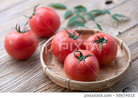 西紅柿西紅柿 98654018