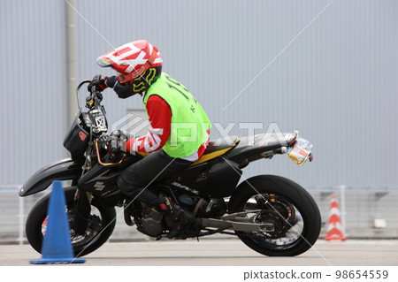 Running photo of Moto Gymkhana Running photo of Moto Gymkhana 98654559