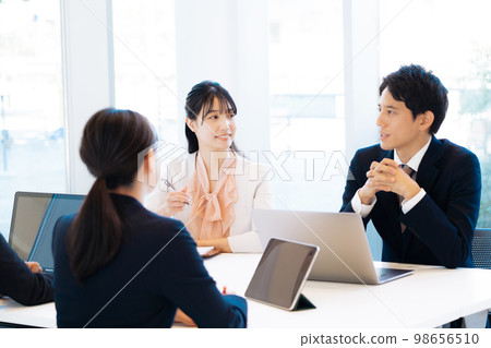 meeting business scene meeting business scene 98656510