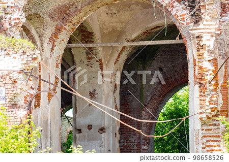 Ruins of Church of Assumption of Blessed Virgin Mary in village of Vorsino, Russia Ruins of Church of Assumption of Blessed Virgin Mary in village of Vorsino, Russia 98658526