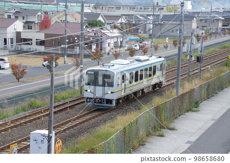 Ibara Railway Near Soja Diesel Car IRT355 98658680