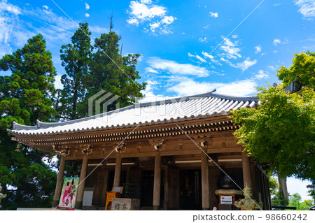 【世界遺產：嚴島神社】廣島縣初日市彌山本殿與初秋藍天 98660242