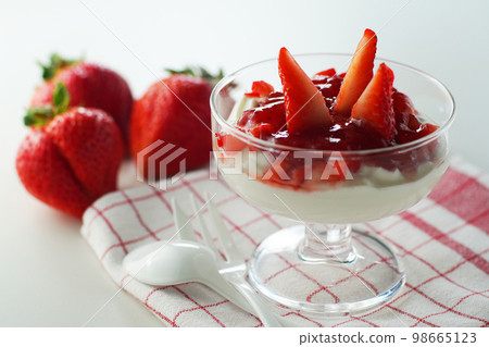 草莓酸奶 98665123