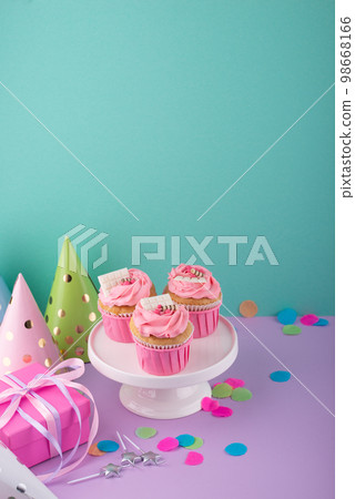 Birthday party concept with cupcake Birthday party concept with cupcake 98668166