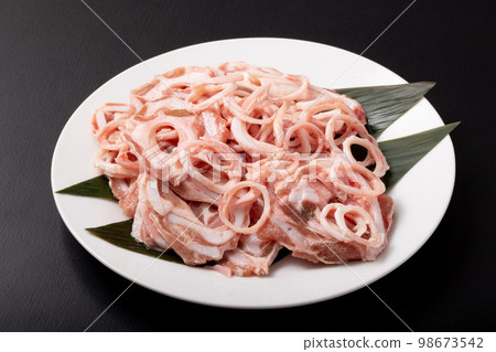 Pork Throat Cartilage Slice 98673542
