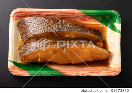 [Miyagi Prefecture] Sea Bream Marinated in Kombu Soy Sauce 98673820