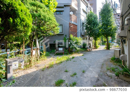 Toyookacho Children's Park, Minato Ward, Tokyo 98677030