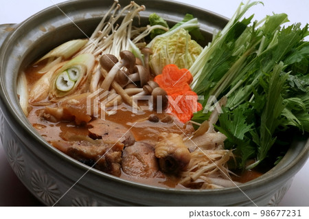 Nagoya Cochin Miso Nabe 98677231