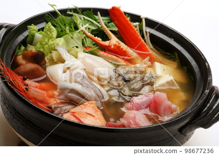 Luxurious seafood hot pot Luxurious seafood hot pot 98677236