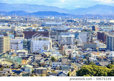 從小牧山城眺望小牧市（小牧站方向） 98678189