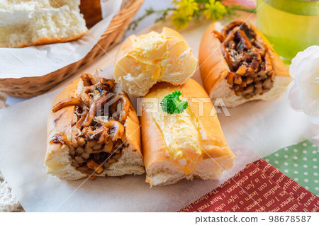 Side dish bread 98678587