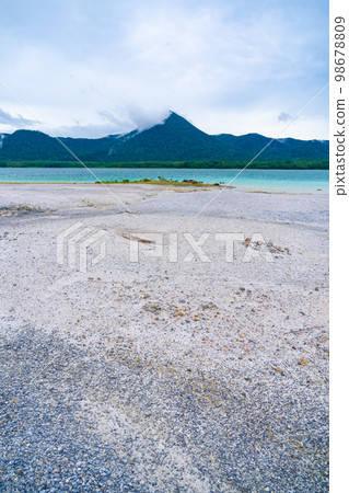 聖地恐山 恐山菩提寺 宇採湖（青森縣陸奧市） 98678809